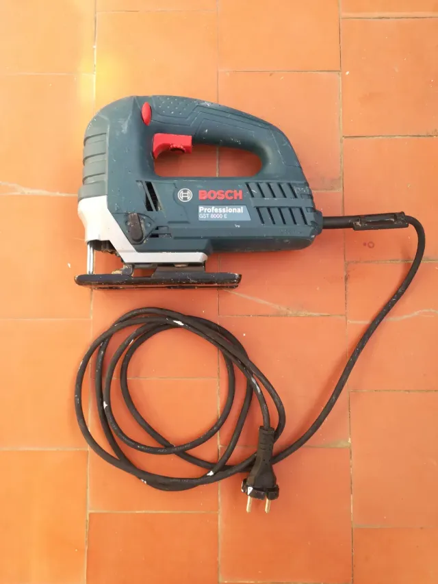 Sierra Caladora Bosch GST 8000 E