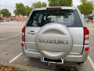 Suzuki Grand Vitara 2011