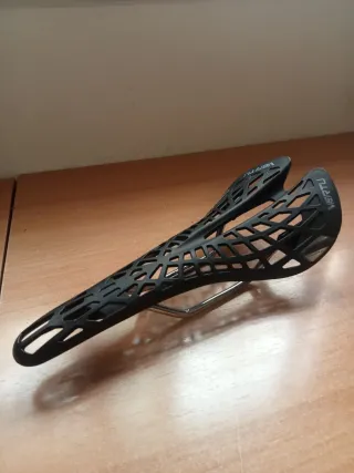 Sillín Vertu CCAVS Negro