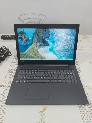 Portátil Lenovo IdeaPad 320.Modelo 80XH. Gris. i5