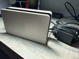 Nintendo Switch OLED Blanca y Negra