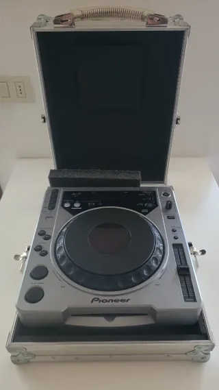 Lettore CD professionale Pioneer CDJ-800