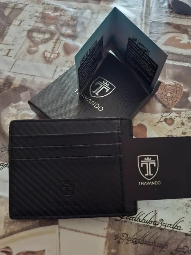 Portafoglio uomo elegante carbon look