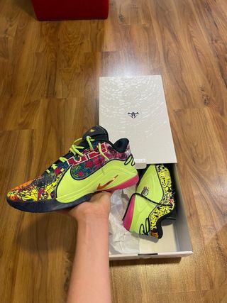 Nike Lebron 22 Bryce's World Talla 44.5 Nuevas