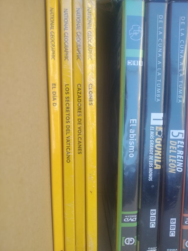 Lote 37 DVDs Documentales (Español)