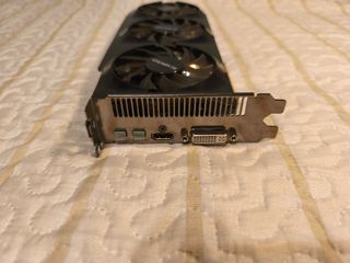 Gigabyte HD7870 OC 2GB DDR5