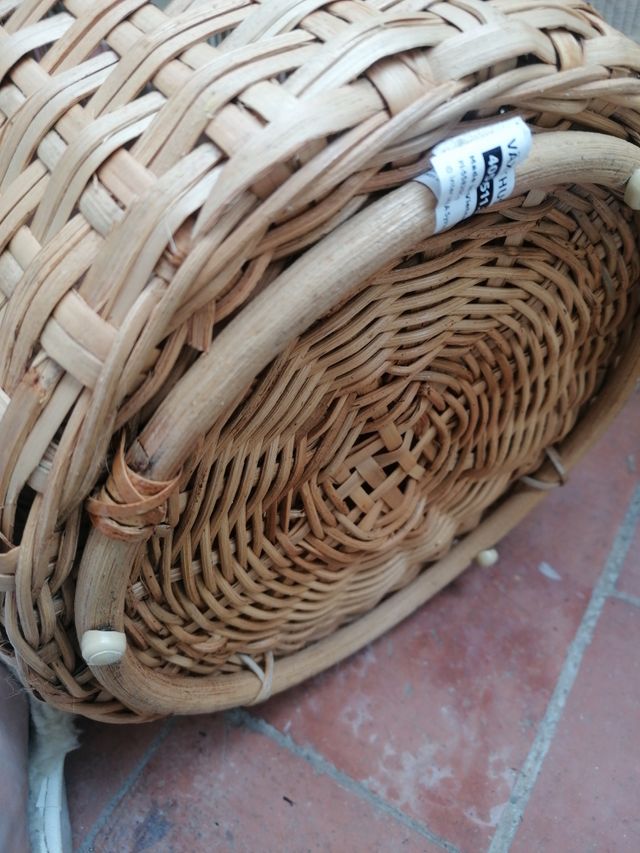 Cesta de mimbre