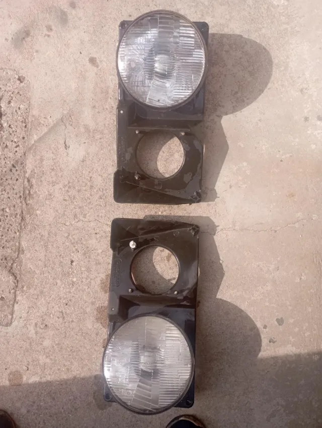 Fari anteriori Fiat 131/132 Carello Racing 