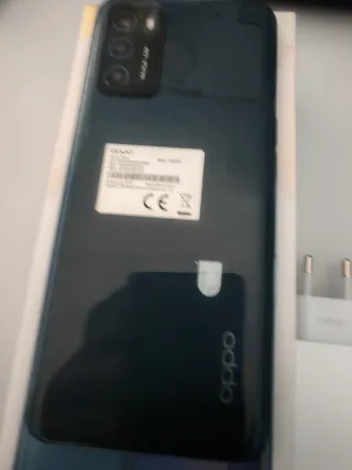 Smartphone Oppo A54s + caricabatterie + custodia