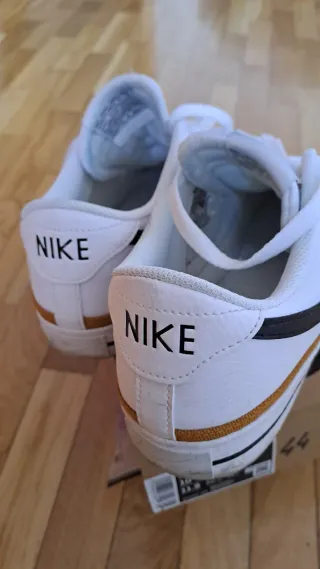 Zapatillas Nike Court Legacy NN Talla 44