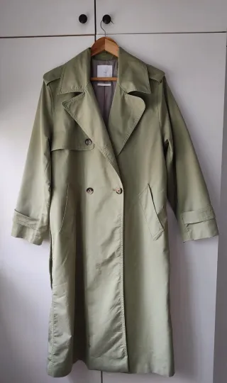 Trench Mango oversize doble botonadura. Talla L