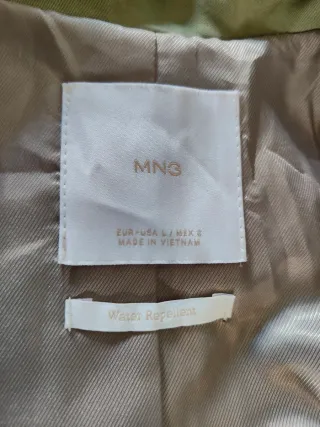 Trench Mango oversize doble botonadura. Talla L