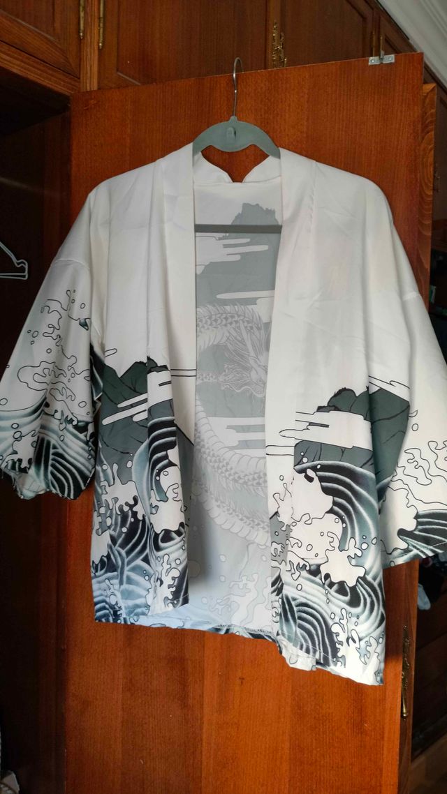 Chaqueta Kimono Dragón Olas