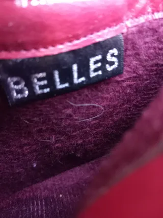Botas Belles color burdeos.