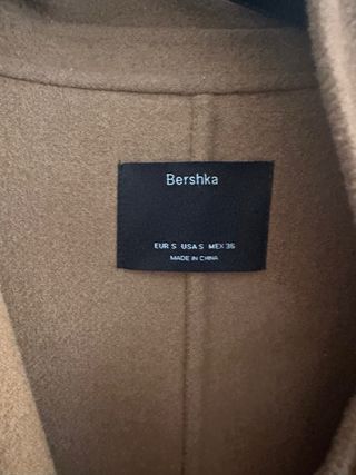 Abrigo largo paño Bershka marrón