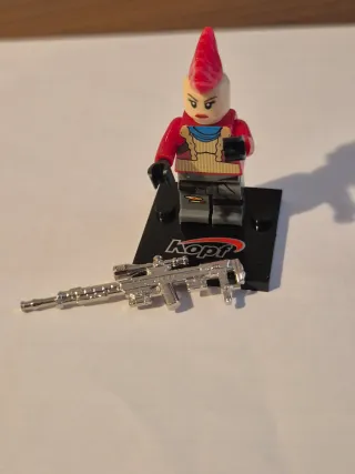 Minifigure Fortnite Female Explorer