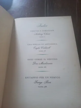 Vesuvio e corazzate Una stella su antinochia Ecc.