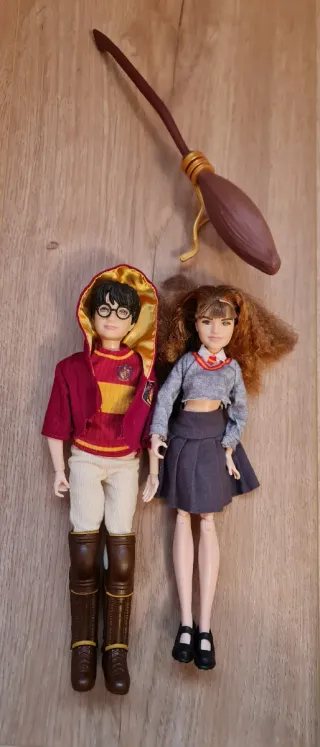 Muñecos Harry Potter y Hermione