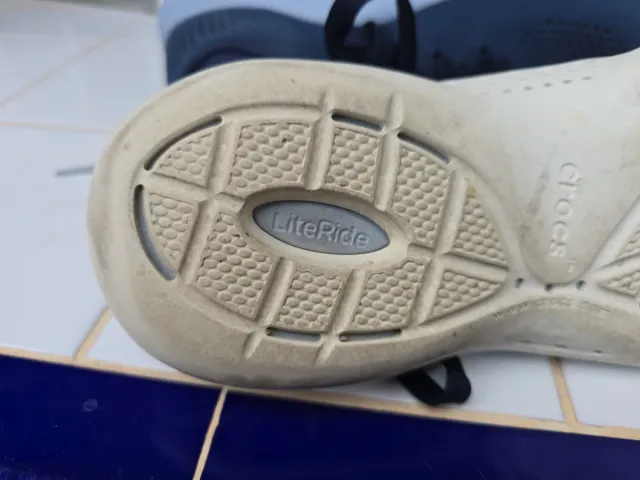 Zapatillas Crocs Azul Marino y Gris literide