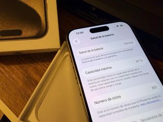 iPhone 15 Pro 128 GB Titanio Natural casi nuevo