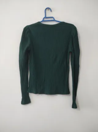 Camiseta verde de manga larga acanalada