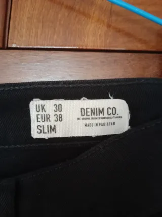 Pantalón corto Denim Co Talla M Roto