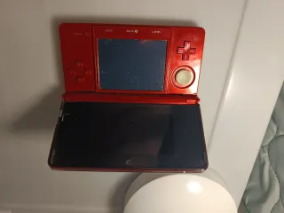 Nintendo 3DS Roja + Kirby Triple Deluxe