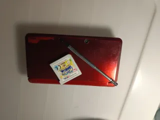 Nintendo 3DS Roja + Kirby Triple Deluxe