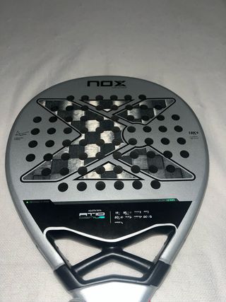 Nox AT10 2024 Pala de Pádel