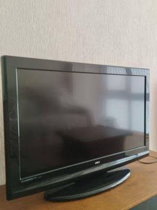 PS4, Tele OKI y 5 Juegos Disco