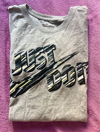 Camiseta Nike Just Do It Gris Talla S