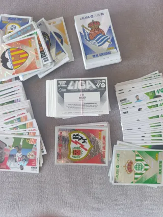 Lote 50 cromos La Liga 2023-2024