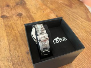 Reloj Lotus Cronógrafo Verde y Plateado