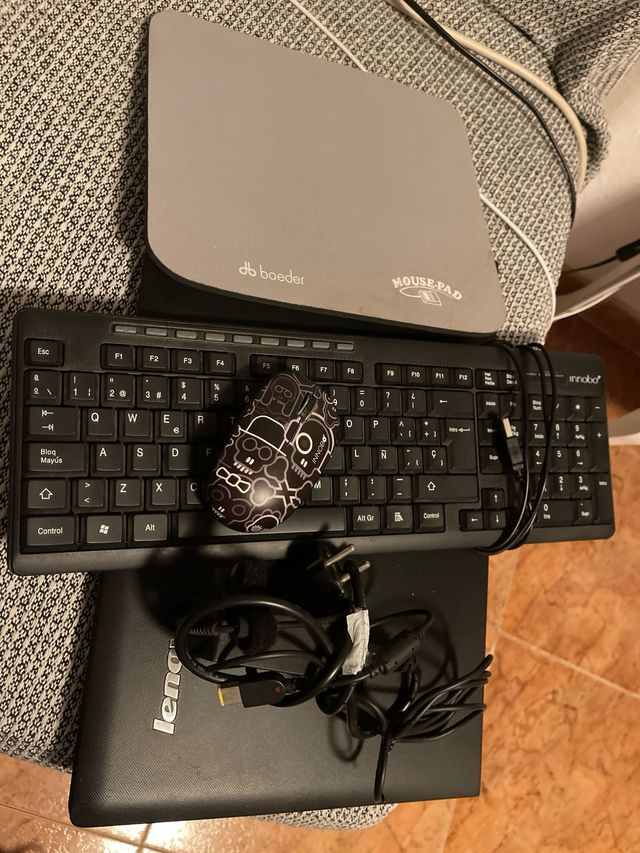 Portátil Lenovo Negro. Se hace rebaja 85