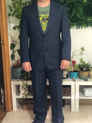 Traje de hombre azul