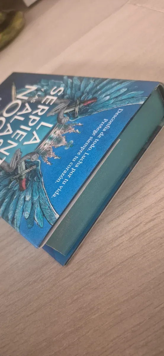 Carissa Broadbent .edición deluxe