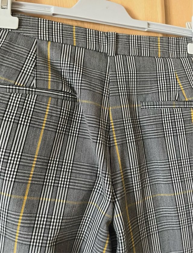 Pantalón Mango Cuadros Gris Talla 40
