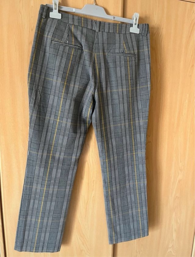 Pantalón Mango Cuadros Gris Talla 40