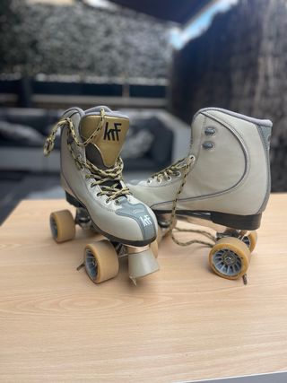 Patines Clásicos 4 Ruedas Retro.