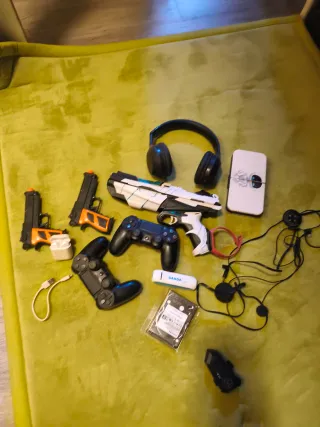 Lote Electrónica: Mandos, Auriculares, Móvil