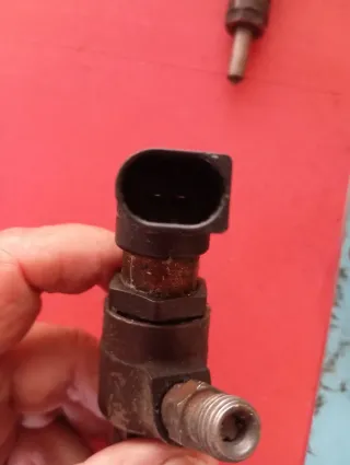 Inyector Combustible Grupo PSA 9654551080