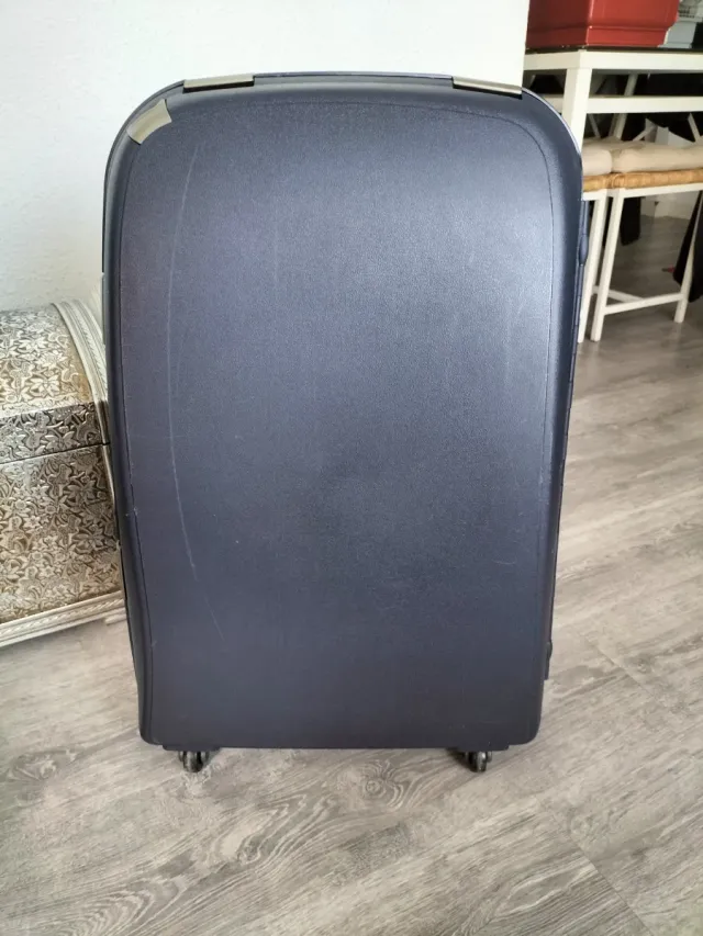 Maleta Jaslen azul y plateada