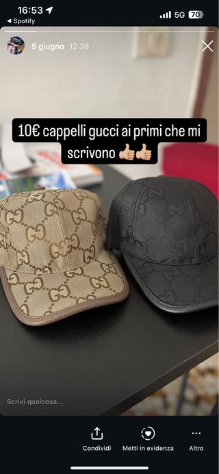 Cappelli Gucci beige e neri