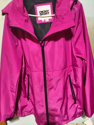 Chubasquero DKNY Rosa Talla S