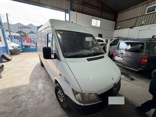MERCEDES - BENZ SPRINTER  FURGON ** SIN GARANTIA *