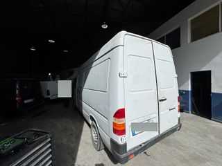 MERCEDES - BENZ SPRINTER  FURGON ** SIN GARANTIA *