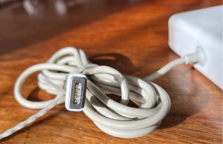 Adaptador Apple 85W A1172 para MacBook
