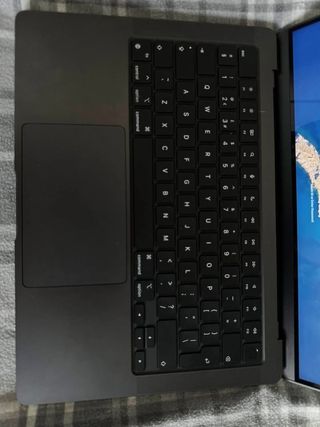 MacBook Pro M4 Space Gray