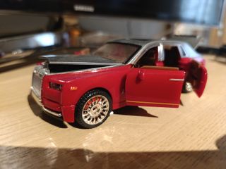 Miniaturas Escala 1:32  S600 Maybach y Rolls Royce
