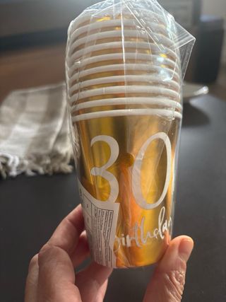 10 Vasos 30 Cumpleaños Dorados a estrenar